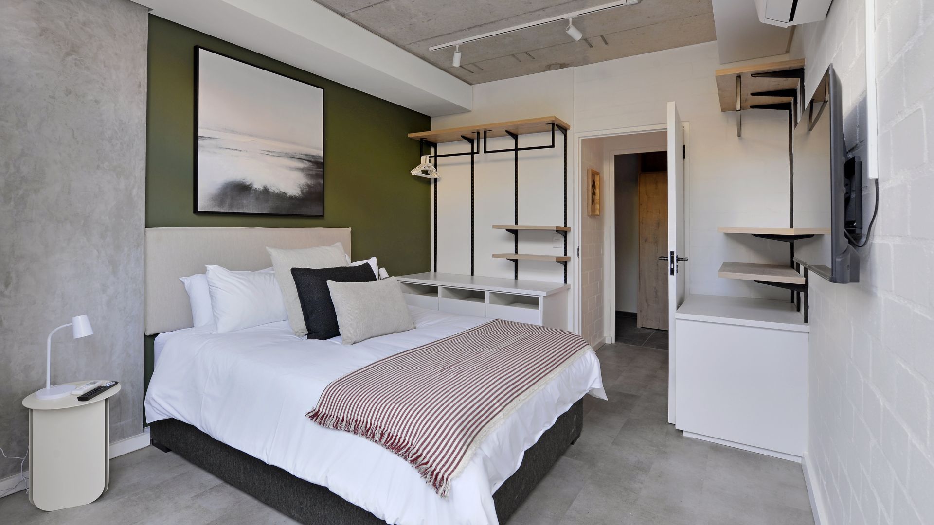 1 bed 3
